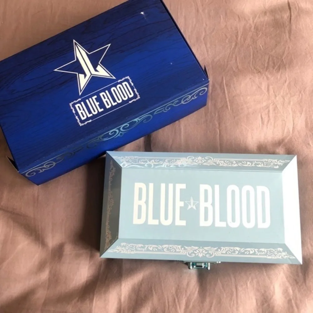 🛍️ Jeffree Star Blue Blood Limited Edition Eyeshadow Palette — BRAND NEW IN BOX!